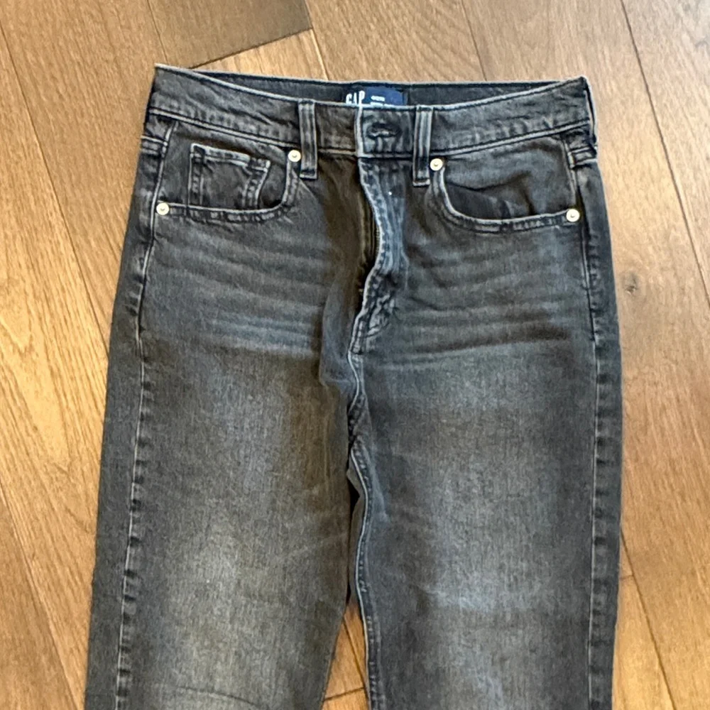 Gap Denim High Rise Straight Classic Black Denim Jeans Size 4/27 C12-015